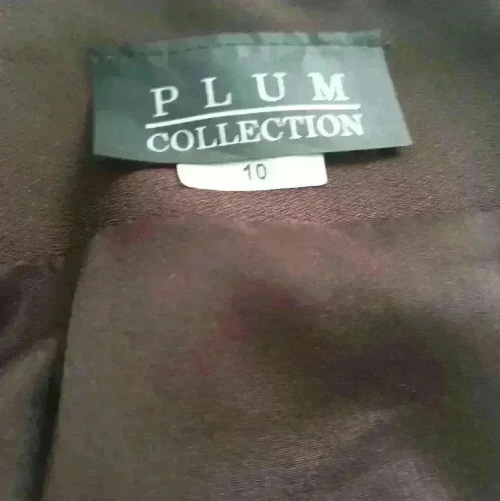 Made in  Canada plum collection office maxi skirt size 10 - Picture 5 of 6